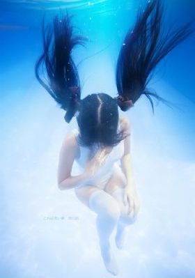 亚洲人人爱_蓝光全集免费播放