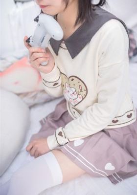 年轻女教师2中文字幕蜜桃电影_4K电影全集观看